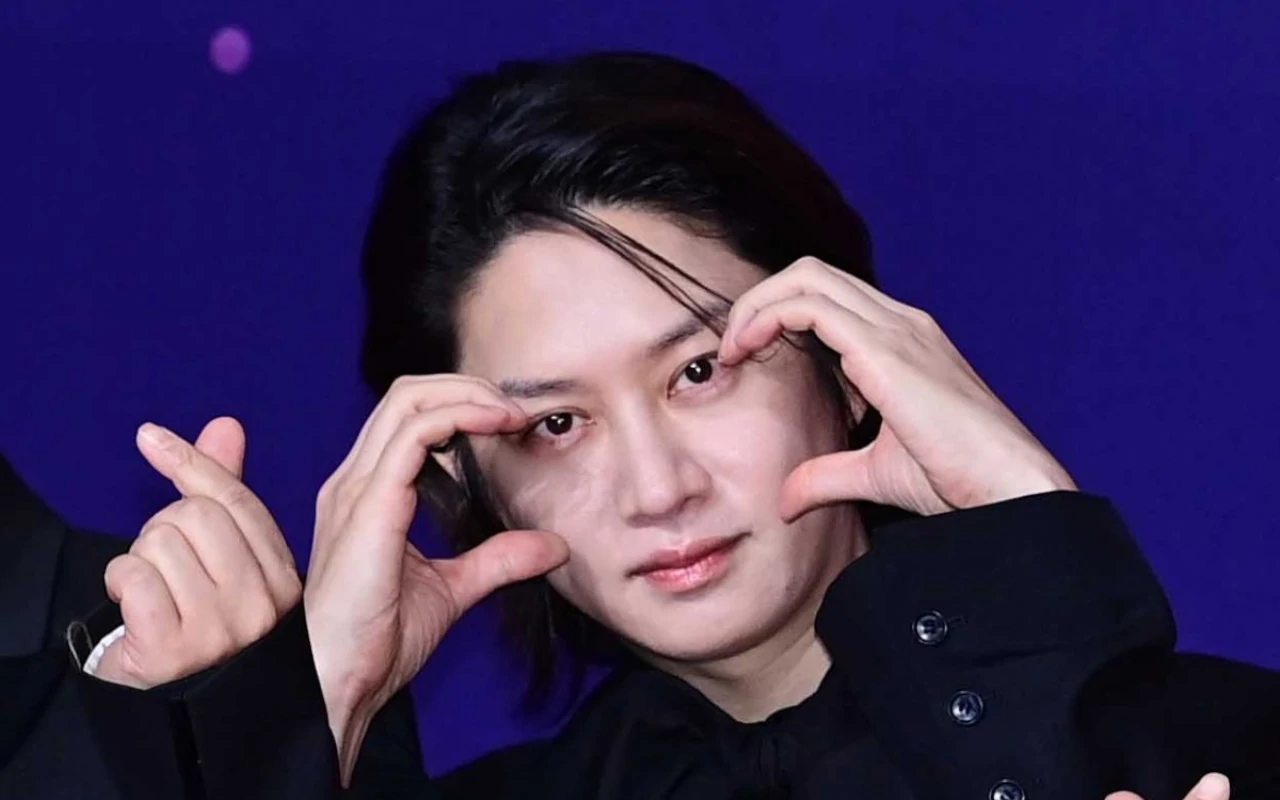 Keahlian Kim Heechul SuJu Lepas Bra Buat Syok Staf