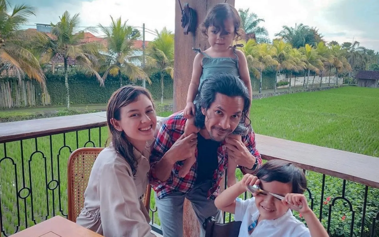Kimberly Ryder Ramah Sapa Suami kala Edward Akbar Bantah Selingkuh di Sidang Cerai Perdana