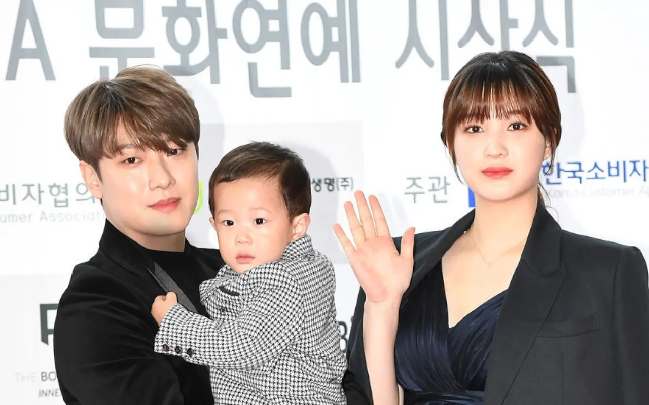 Minhwan F.T. Island Beri Respons Tak Terduga Saat Pernikahan dengan Yulhee Diungkit