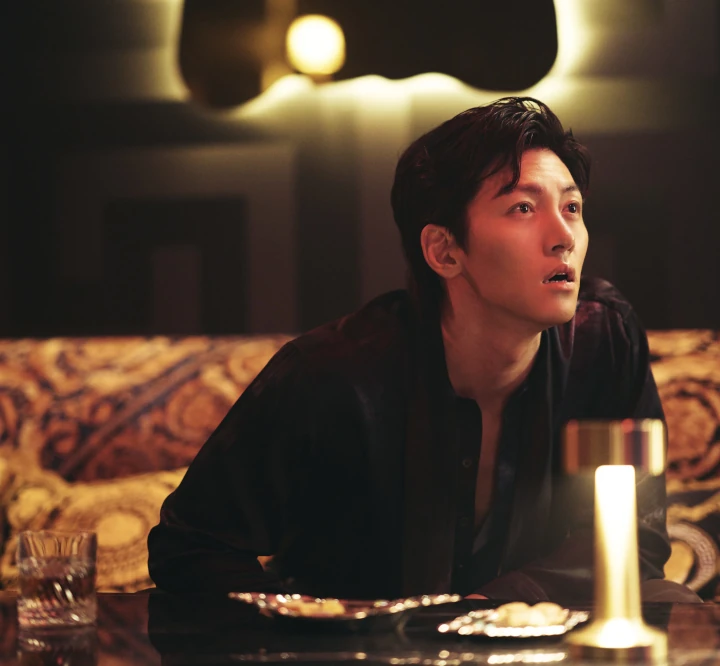 Ji Chang Wook Bocorkan Punya Banyak Dialog Vulgar & Umpatan di \'Revolver\'
