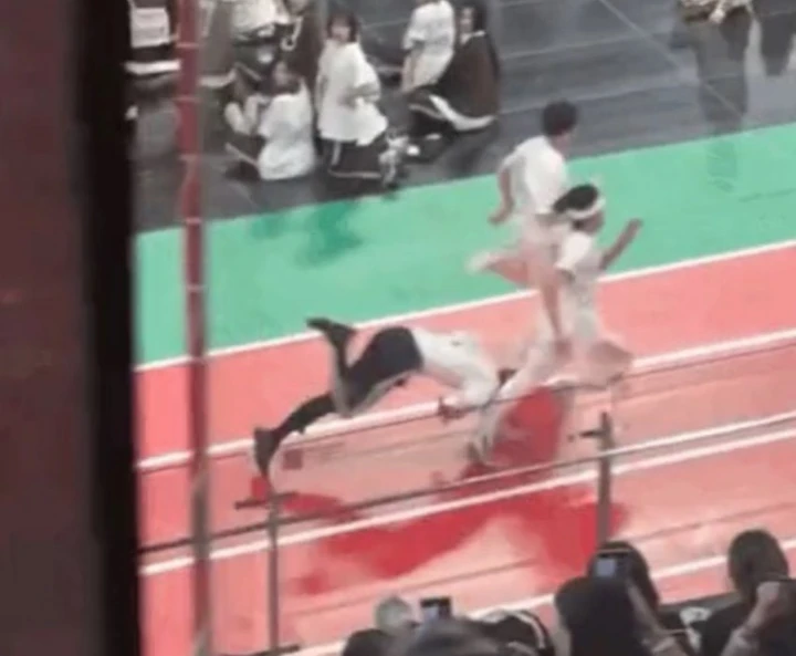 Momen Gunwook ZEROBASEONE & Riku NCT WISH Jatuh di Lapangan \'ISAC 2024\' Curi Fokus