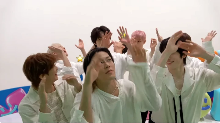 Dance Robot Ahn Jae Hyun di Challenge \'Walk\' Buat Doyoung NCT Ngakak