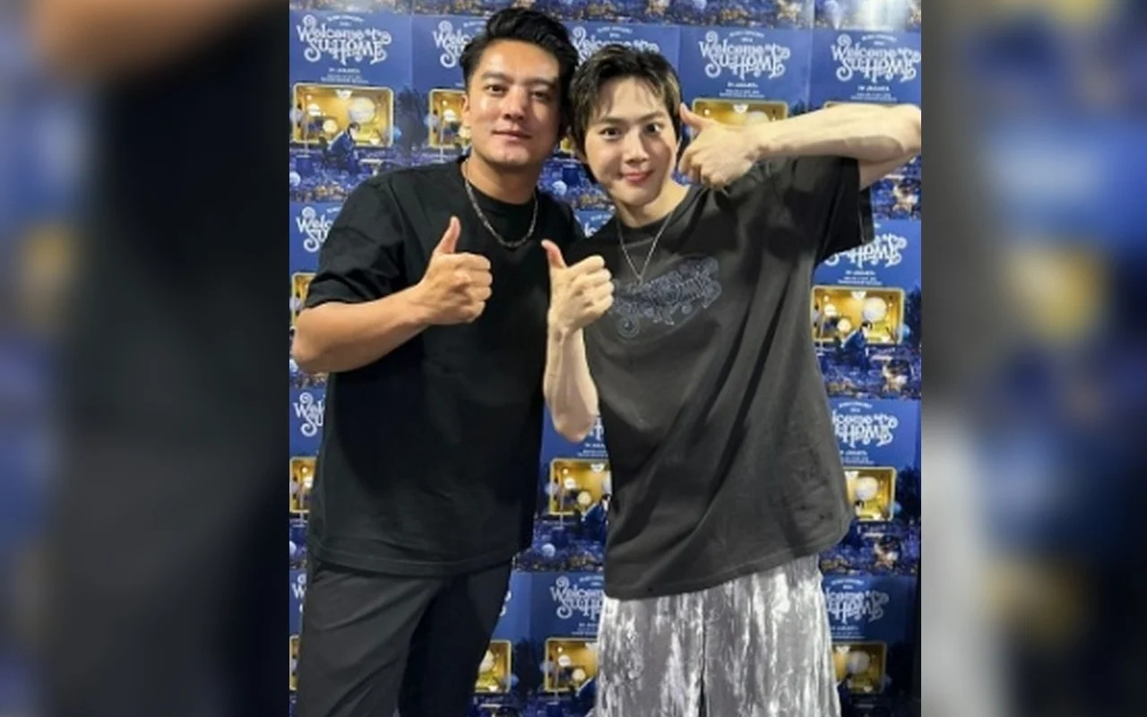 Boy William Perdana Ajak Suho EXO Makan Nasi Padang Jengkol Tanpa Sendok