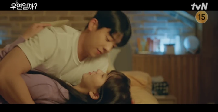 Ciuman Hot Kim So Hyun & Chae Jong Hyeop di Ranjang Dirilis usai \'Serendipity\'s Embrace\' Tamat