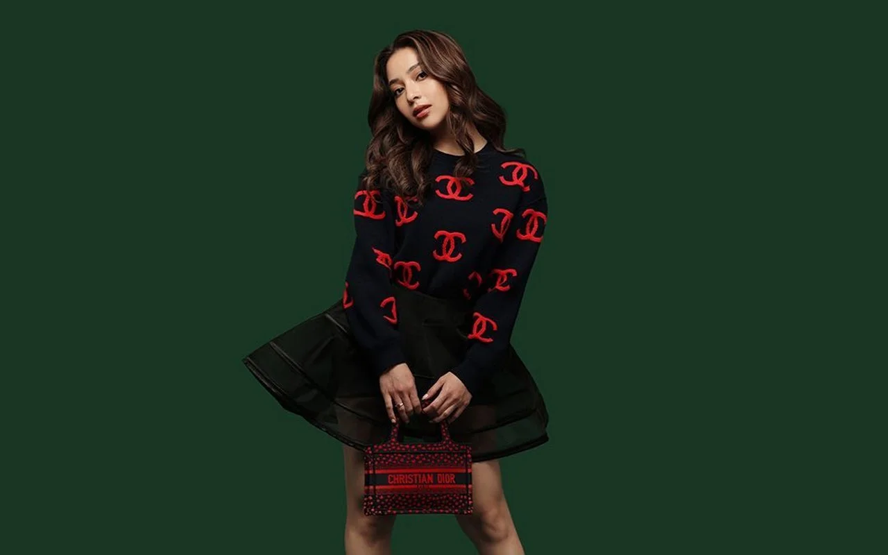 Visual Nikita Willy Bumil di Pemotretan bak Model Profesional