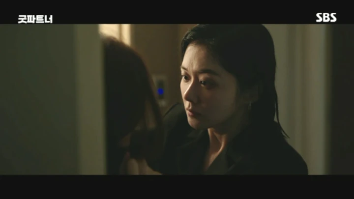 Aksi Jang Nara Cengkeram Pelakor Jadi Hot Topik meski Rating \'Good Partner\' Turun