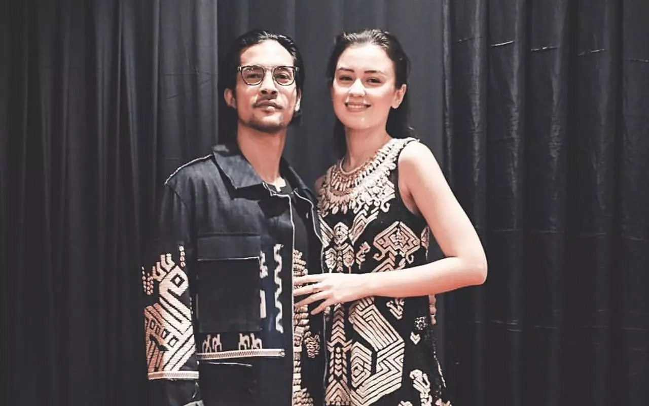 Edward Akbar Isyaratkan Keresahan usai Kimberly Ryder Balik Tampil Memukau Bak Bidadari