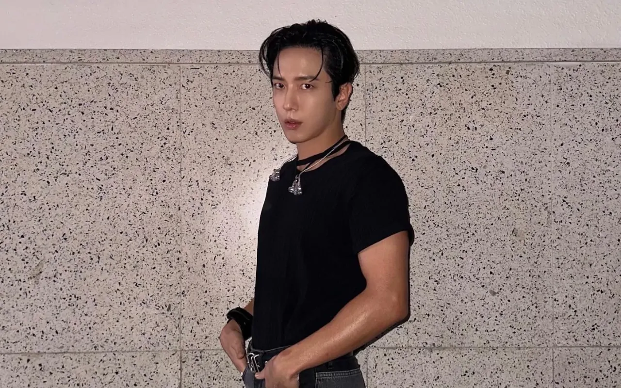 Jung Yong Hwa CN BLUE Turun Panggung di Tengah Perform Gegara Penonton Pingsan