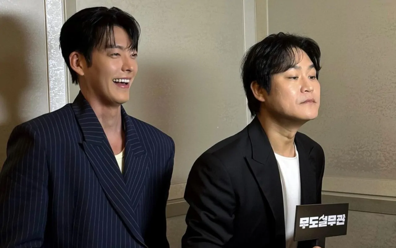 Kim Woo Bin Bikin Kim Sung Kyun Terobsesi Terlihat Seperti Malaikat