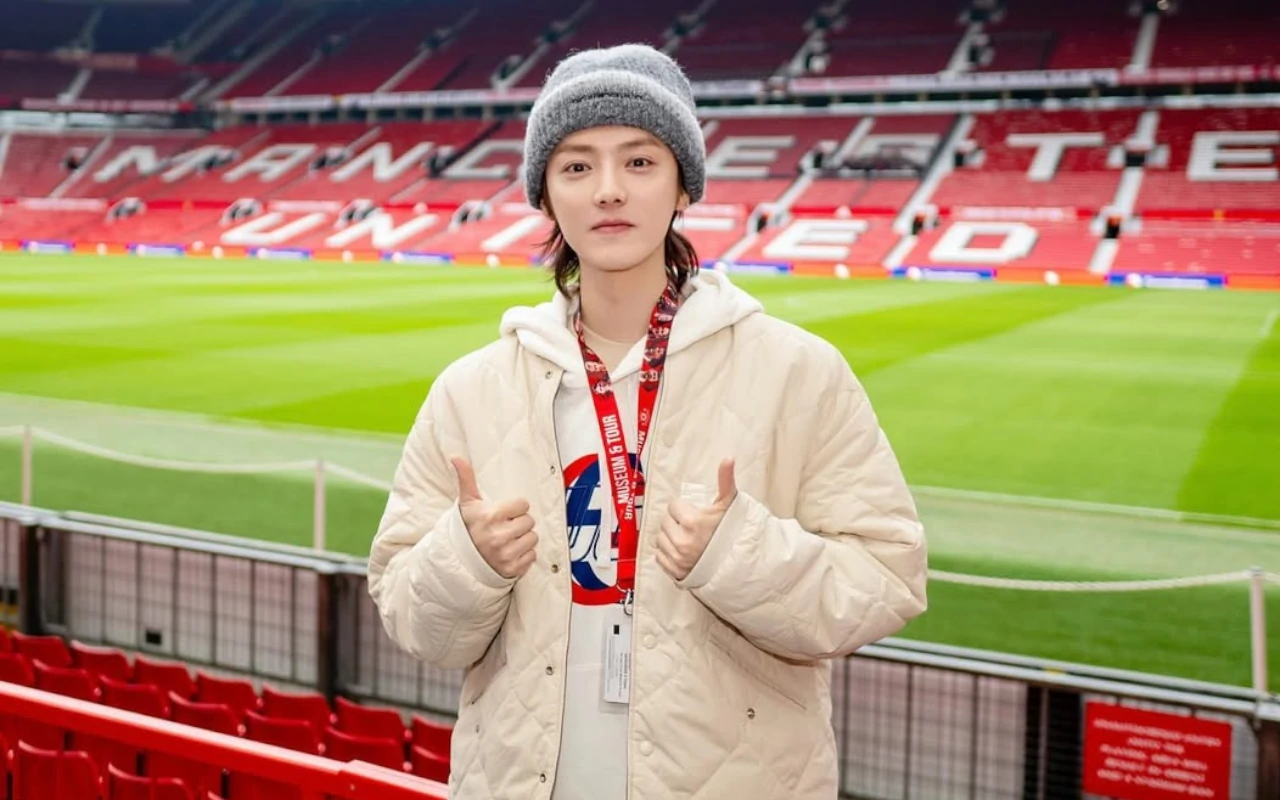Aksi Luhan Putar Lagu EXO 'The First Snow' dan Ogah Pedulikan SM Jadi Trending