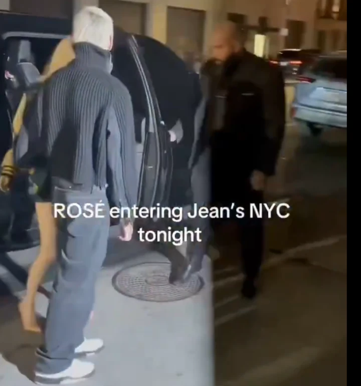 Interaksi Manis Rose BLACKPINK & Evan Mock di Luar Syuting MV Curi Perhatian