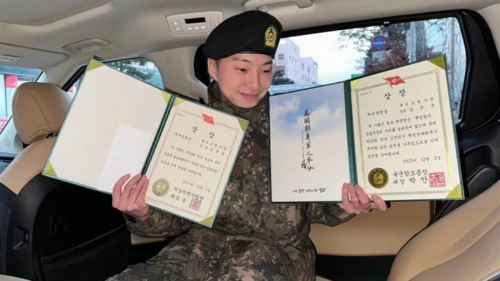 Kang Seung Yoon WINNER Bebas Wamil kala Mino Diselidiki Polisi