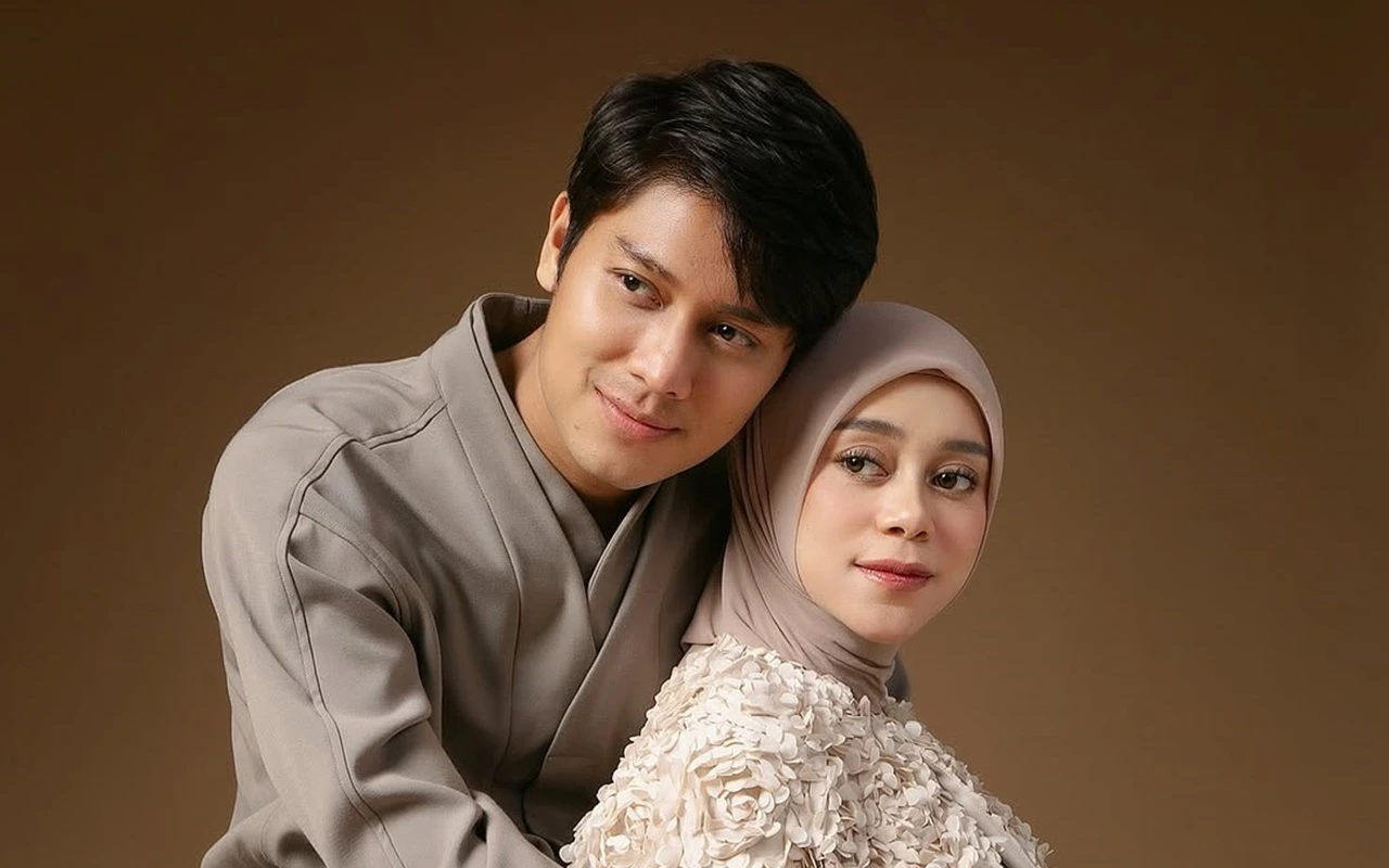 Rizky Billar Bagikan Potret Haru Lesti Kejora Melahirkan Putri Cantik