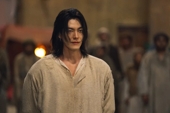 Gaya Kim Woo Bin dengan Rambut Gondrong \'Genie, Make A Wish\' Jadi Perbincangan