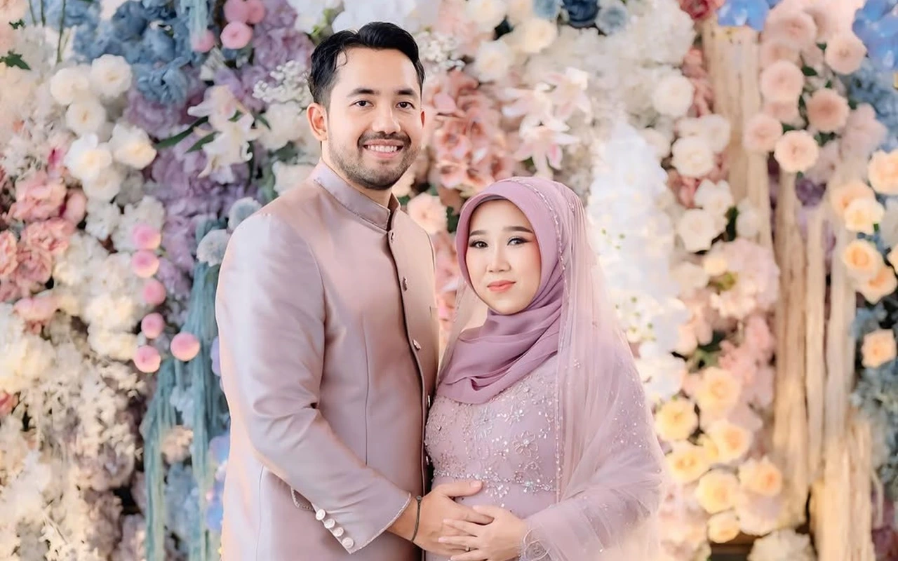 Kiky Saputri Perdana Pamer Wajah Cantik Baby Kayya usai Lahiran