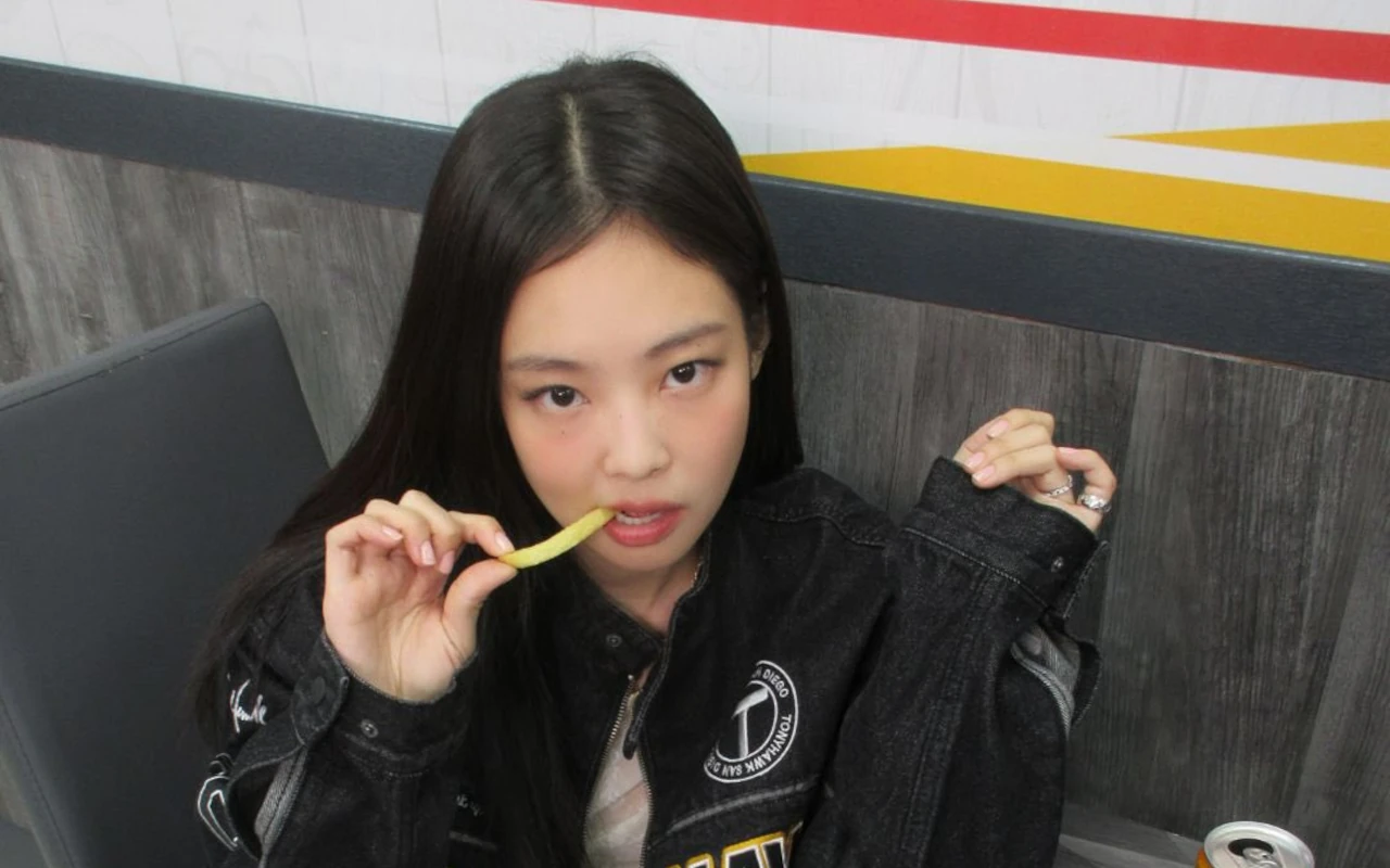 Jennie BLACKPINK Diduga Singgung Mantan & Kontroversi Merokok di Lagu 'like JENNIE'