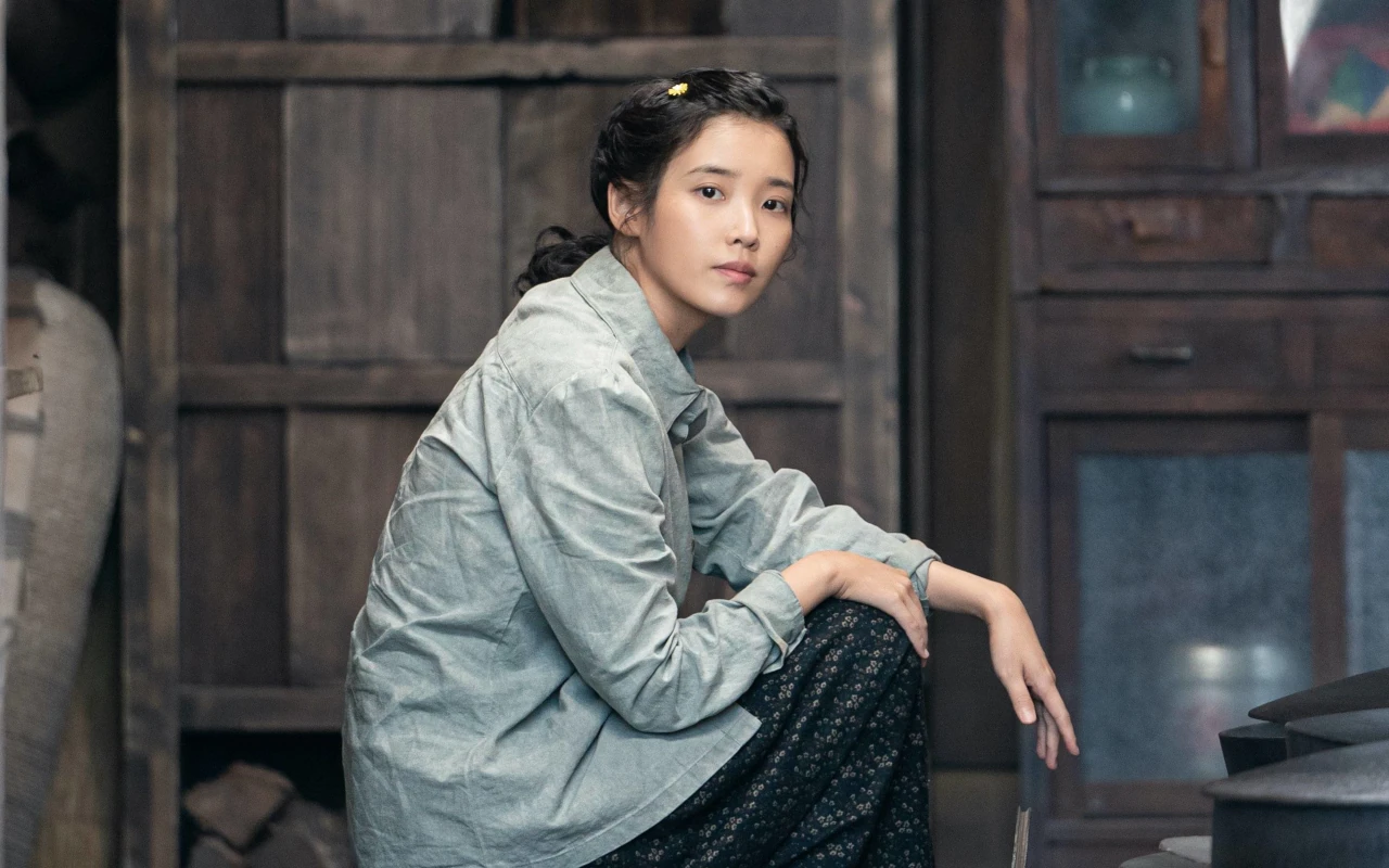 Rumor IU Dibayar Rp6,7 Miliar Per Episode Ditanggapi Tim 'When Life Gives You Tangerines'
