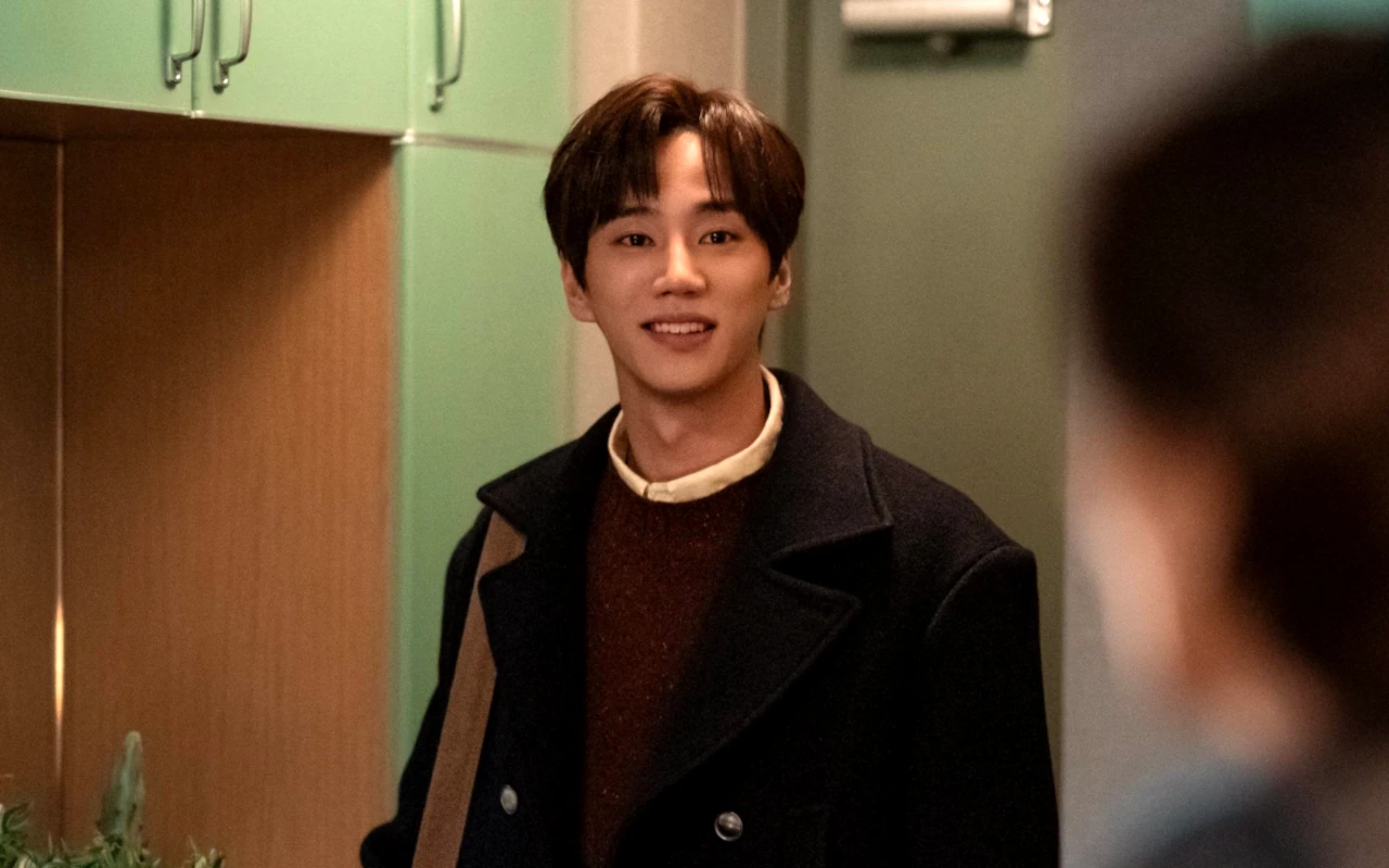 Ayah Lee Jun Young Curhat Nangis saat Nonton 'When Life Gives You Tangerines'