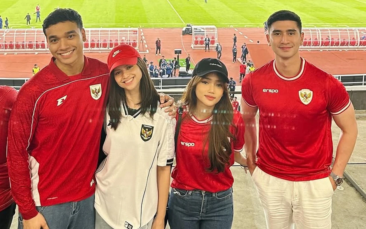 Fuji An Dikawal Verrell Bramasta Bagai Calon Istri Anggota Dewan saat Nobar Timnas