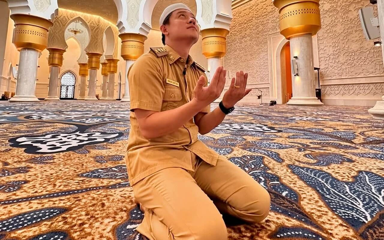 Bobon Santoso Bongkar Alasan Tak Salat Idul Fitri meski Sudah Mualaf