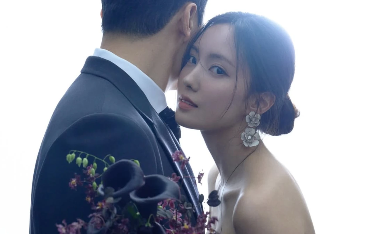Hyomin T-ara Spill Wajah Ganteng Sang Suami di Hari Pernikahan