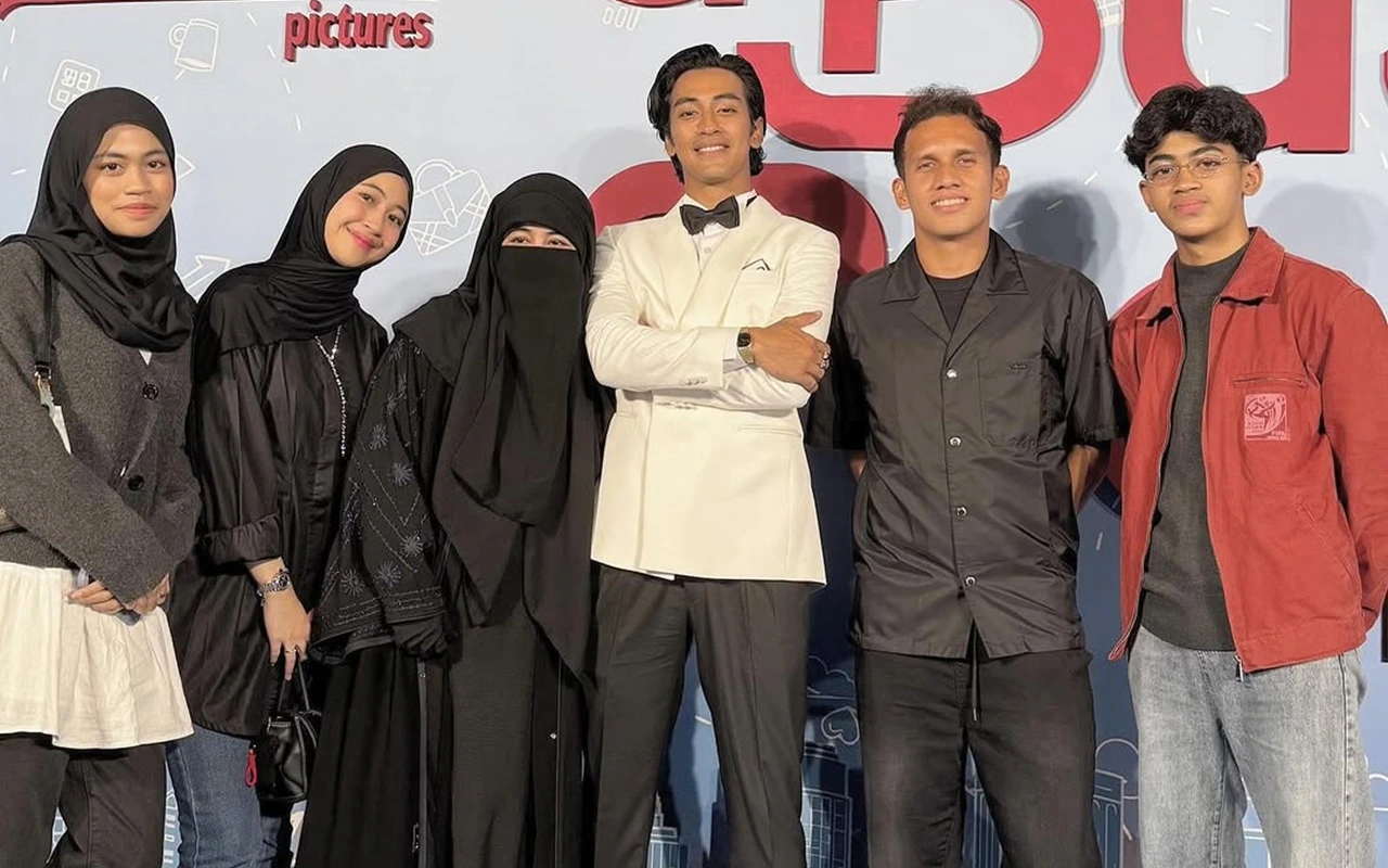 Umi Pipik Tulis Pesan Haru saat Abidzar Somasi Akun Penghina Ibunya Sehari Setelah Ultah