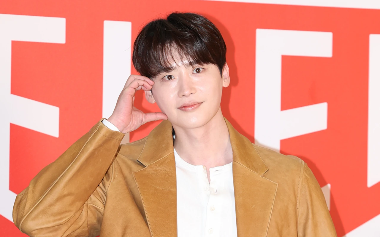 Lee Jong Suk Bongkar Persiapan Bintangi Adaptasi Webtoon 'The Remarried Empress'