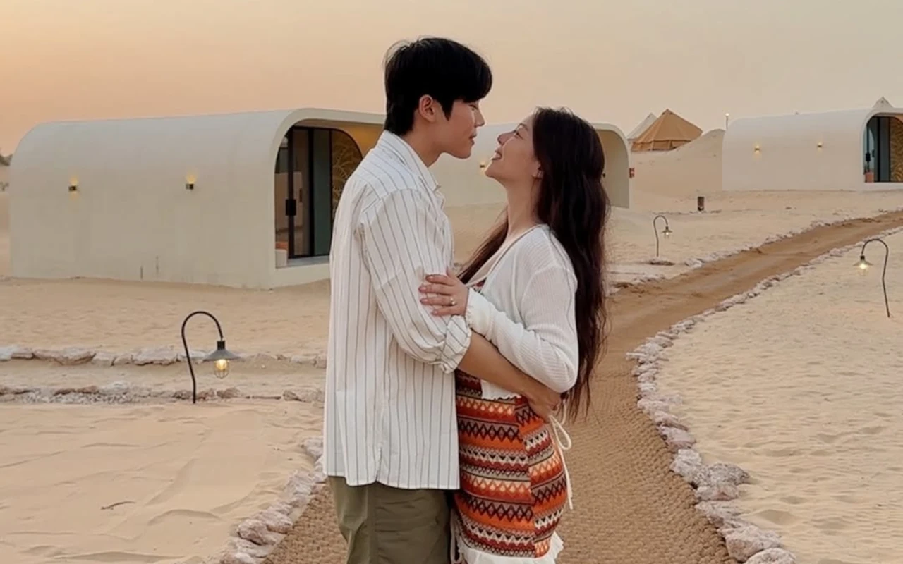 Ailee Mesra Cium Choi Si Hun saat Honeymoon usai Menikah