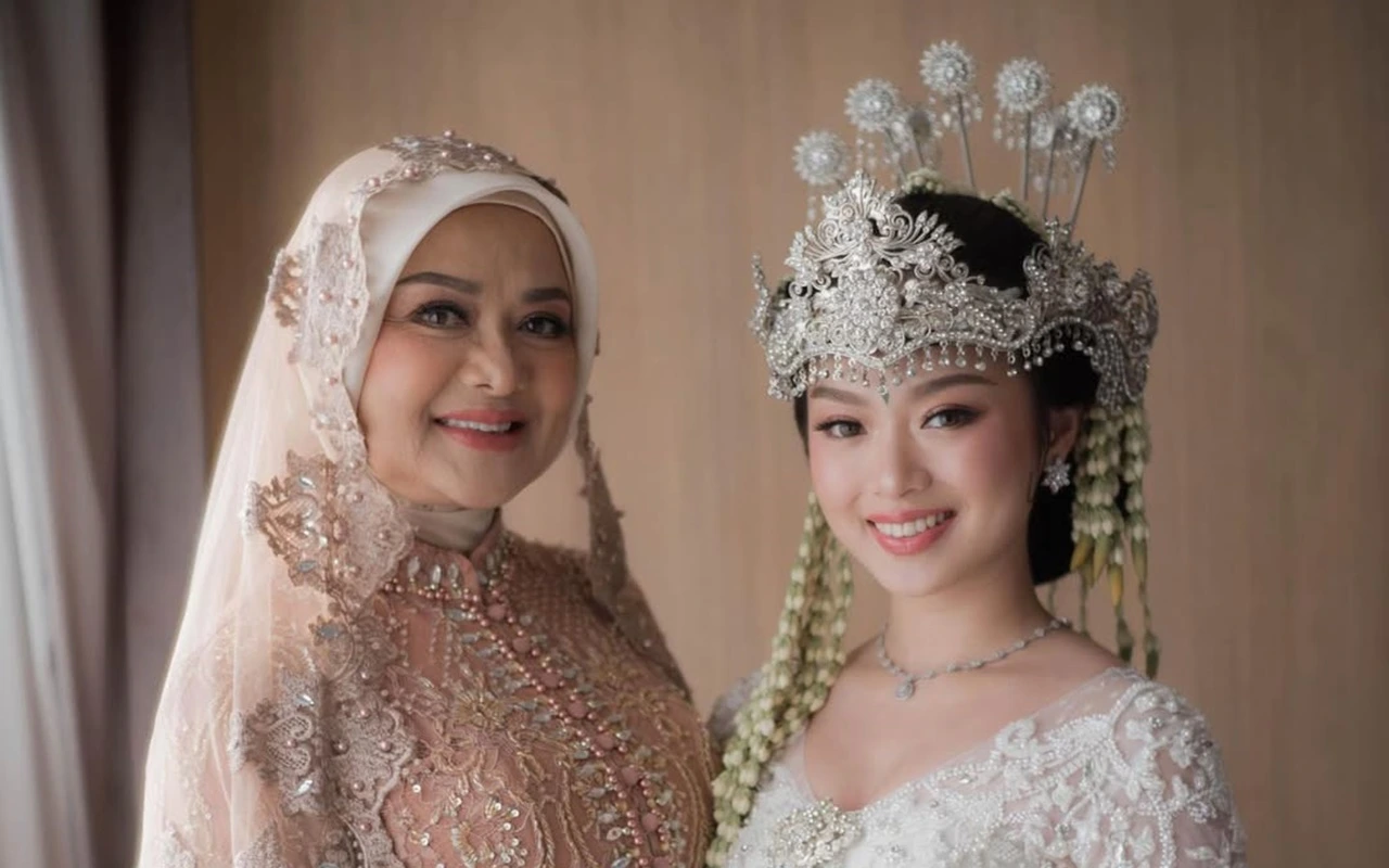 Reaksi Haru Betharia Sonata usai Putri Cantik Menikah
