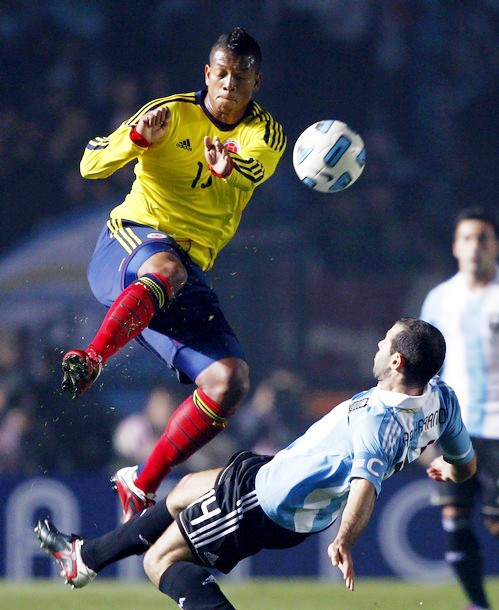 Gambar Foto Argentina vs Kolombia Berakhir Seri 0-0 di Copa America 2011