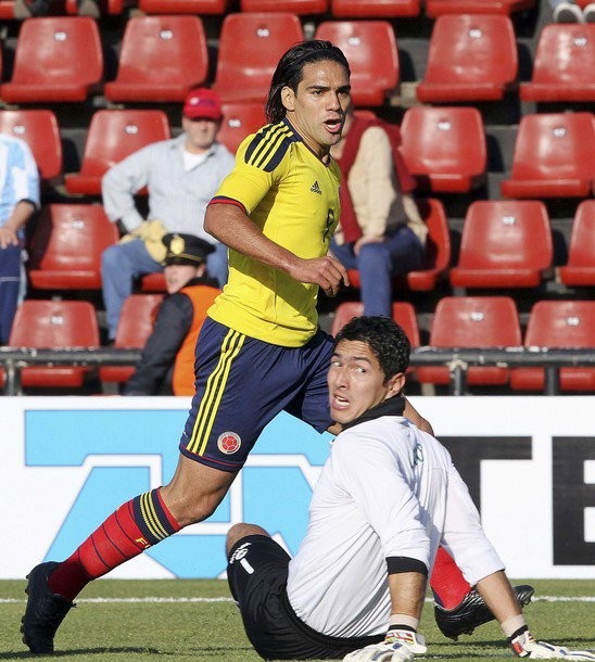 Gambar Foto Kolombia Kalahkan Bolivia dengan skor 2-0 di Copa America 2011