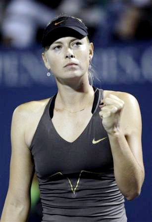 Gambar Foto Reaksi Maria Sharapova (Rusia) usai mengalahkan Daniela Hantuchova (Slovakia)