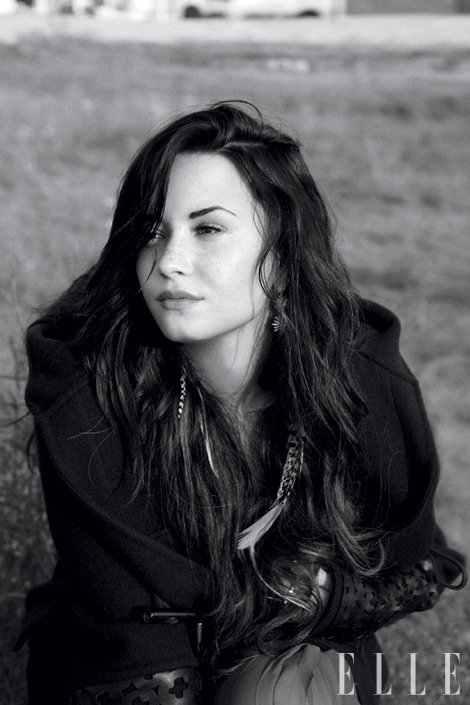 Foto Demi Lovato di majalah Elle