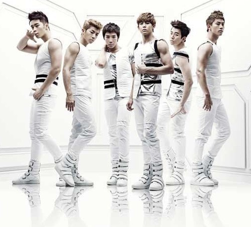 Gambar Foto 2PM untuk Promo Single Album Take Off