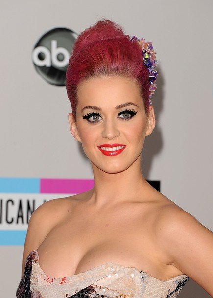 Gambar Foto Katy Perry di Red Carpet AMA 2011