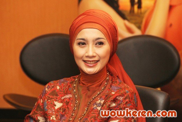 Gambar Foto Desy Ratnasari di Konferensi Pers Serial Drama 'Cinta Sejati'