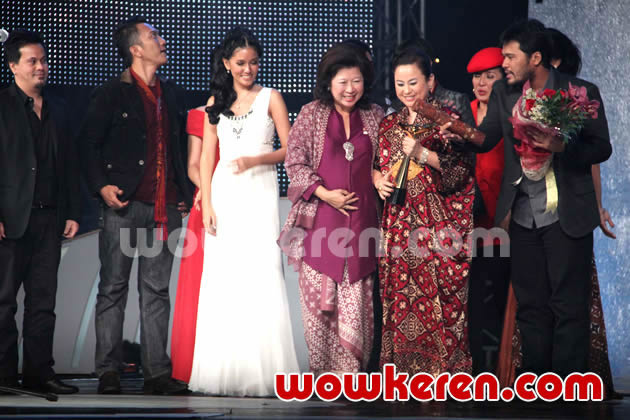 Gambar Foto 'Sang Penari' Raih Film Terbaik Piala Citra FFI 2011