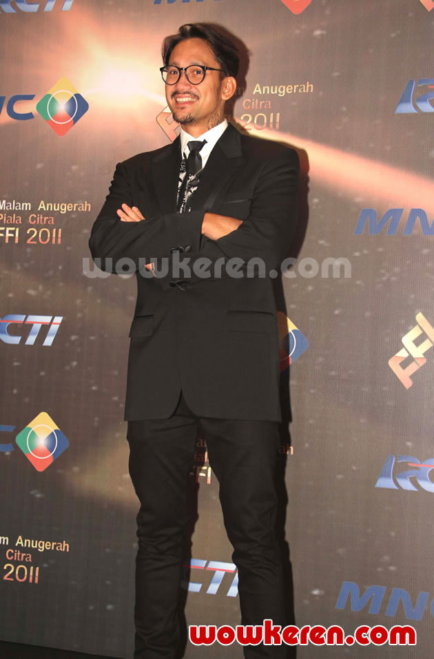 Gambar Foto Tora Sudiro di Red Carpet Festival Film Indonesia 2011