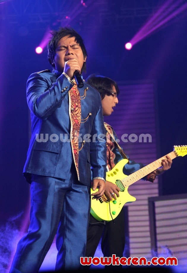 Gambar Foto Wali di Konser 'Dekade Trans Untuk Indonesia'