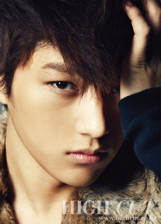 Gambar Foto Salah Satu Personil Infinite di Majalah High Cut Korea