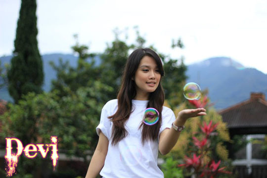 Gambar Foto Devi salah satu personil Cherry Belle