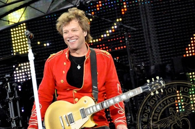 Gambar Foto Penampilan Bon Jovi di Open Air 2011 Tour