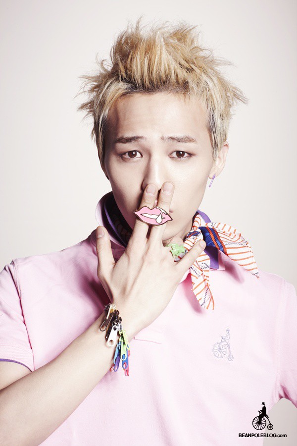 Gambar Foto G-Dragon di Ikon Fashion Bean Pole