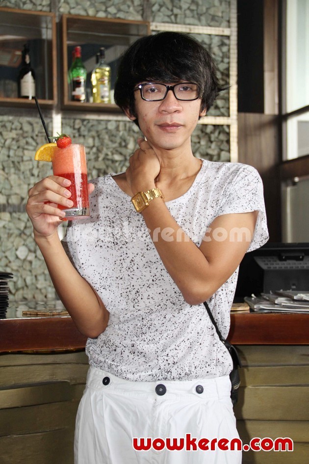 Gambar Foto Aming Saat Ditemui di Epicentrum