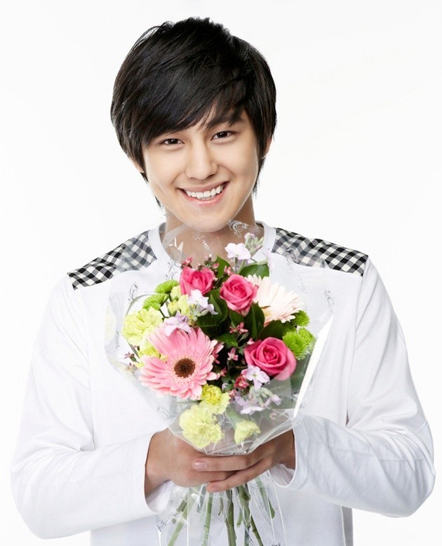 Gambar Foto Hot Shot Lover Kim Bum
