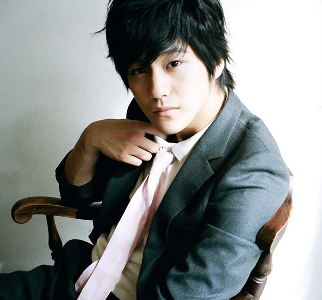 Gambar Foto Photo Kim Bum di Majalah Elle