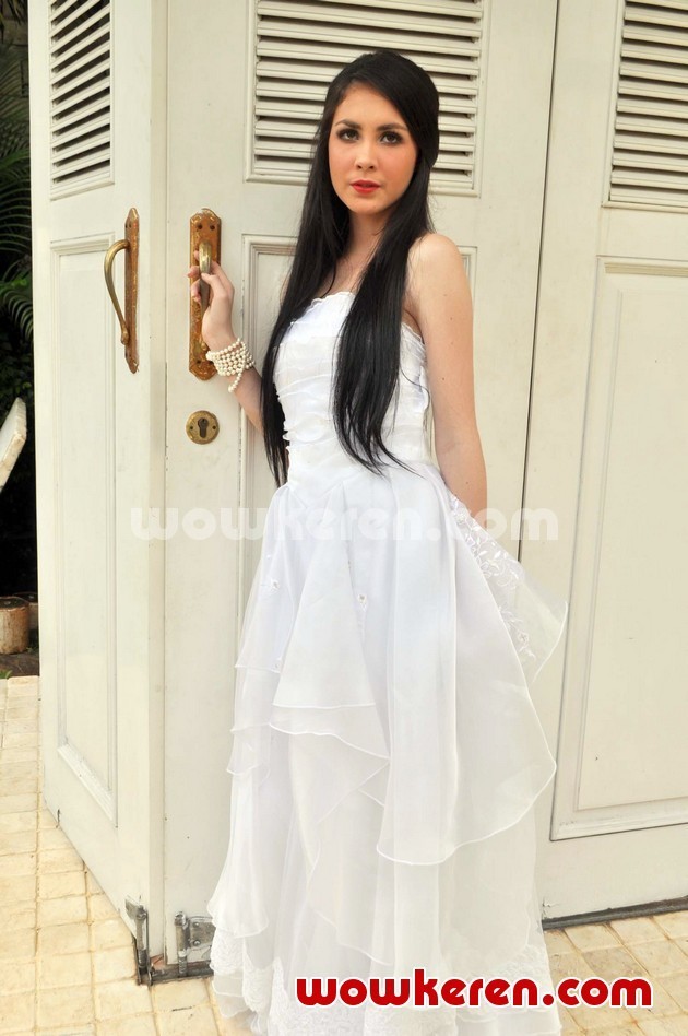 Foto Arumi Bachsin di Jumpa Pers "Kafan Sundel Bolong" - Foto 2 dari 125