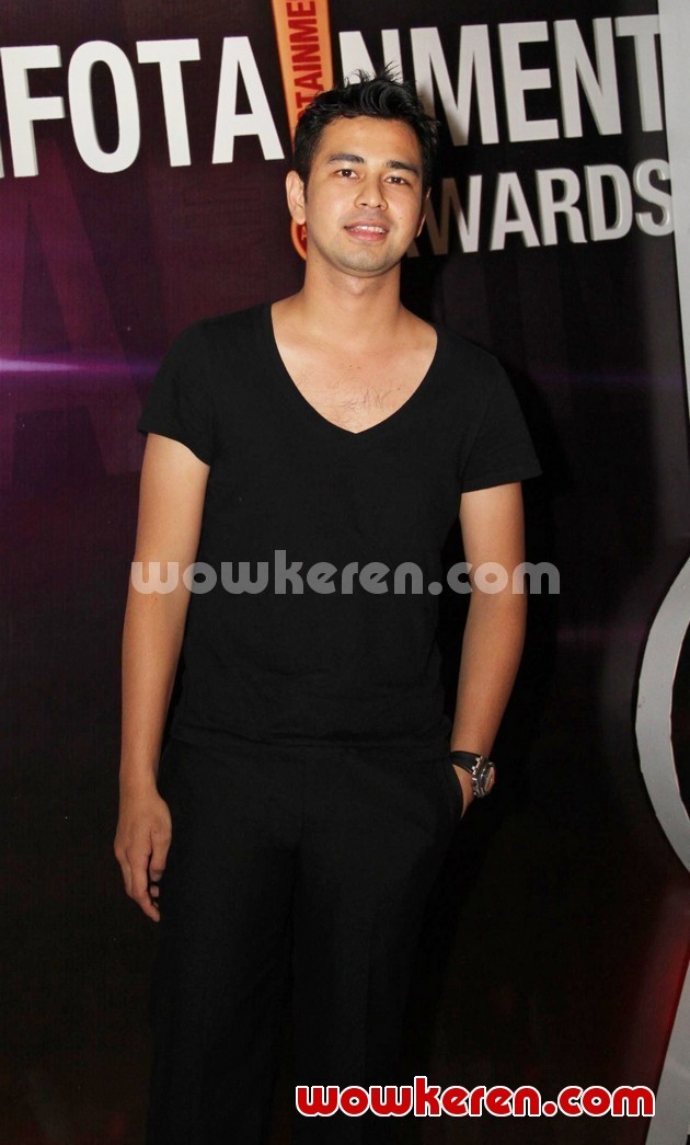 Gambar Foto Raffi Ahmad di Infotainment Awards SCTV 2012