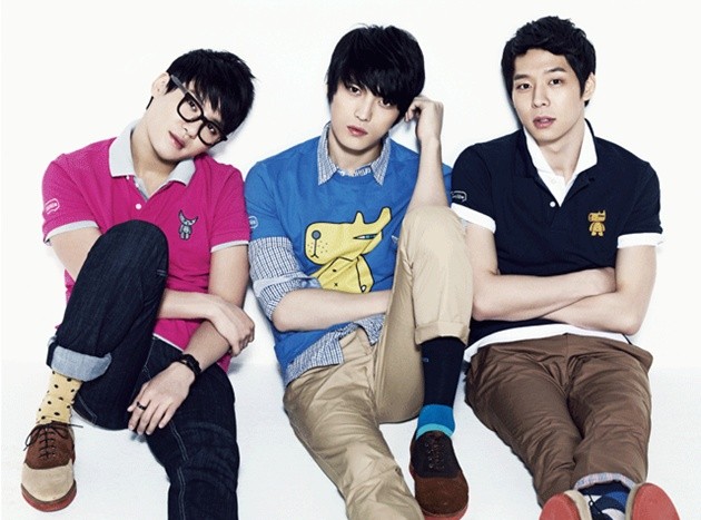 Gambar Foto JYJ Menjadi Model Katalog Nii