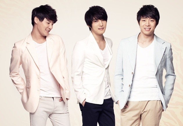 Gambar Foto Pemotretan JYJ untuk Katalog Nii